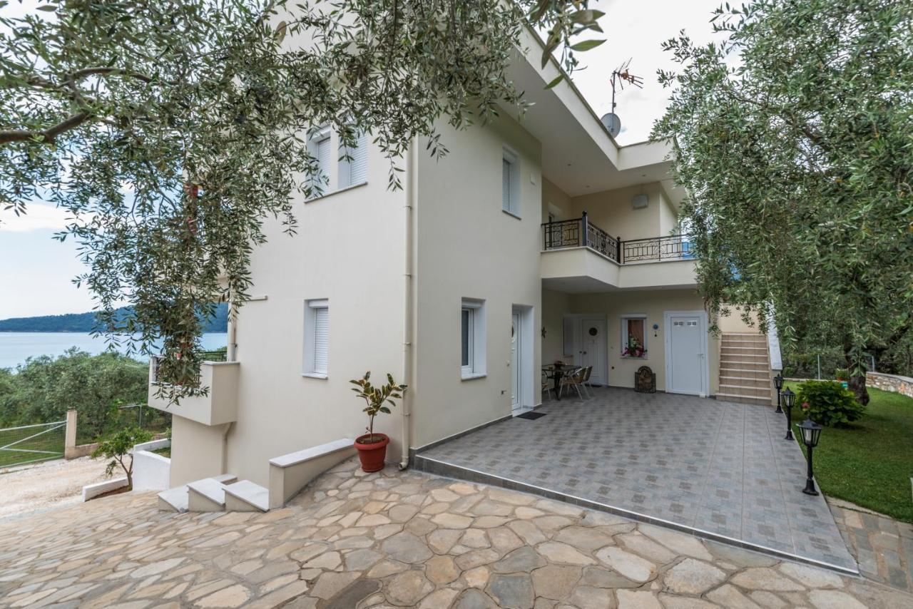 Anna Apartments Chrisi Ammoudia Esterno foto